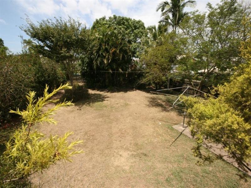 4 Nolan, Sarina QLD 4737