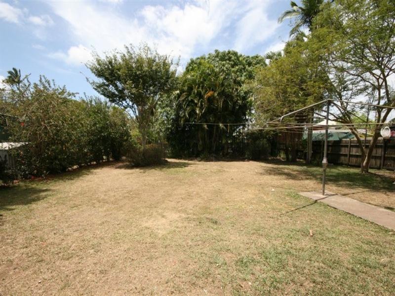 4 Nolan, Sarina QLD 4737