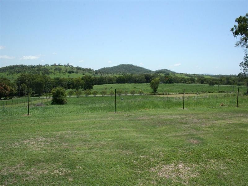 797 Grasstree Road, Sarina QLD 4737