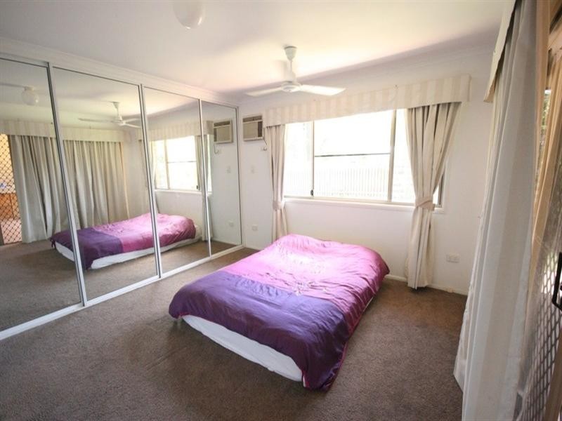 39 Poole, Sarina Beach QLD 4737