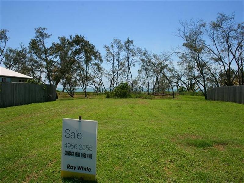 28 Owen Jenkins Drive, Sarina Beach QLD 4737