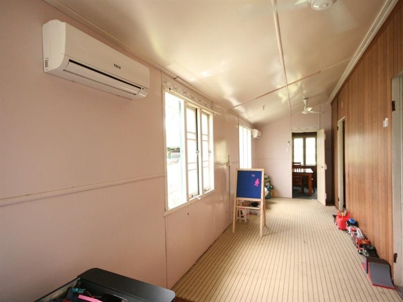 11 Landgon Street, Sarina QLD 4737