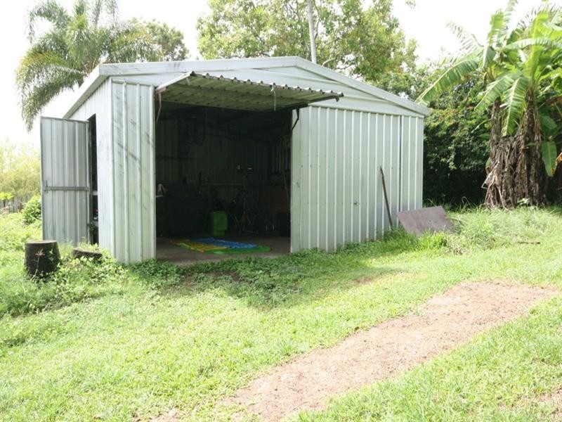 11 Landgon Street, Sarina QLD 4737