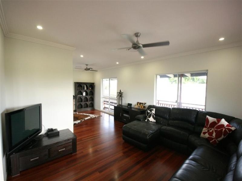 19 Pugsley Street, Walkerston QLD 4751