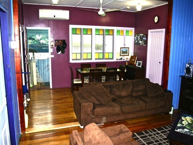 4 Pirie Street, Sarina QLD 4737