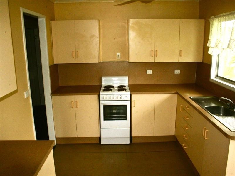 38 Kathleen Street, Sarina QLD 4737