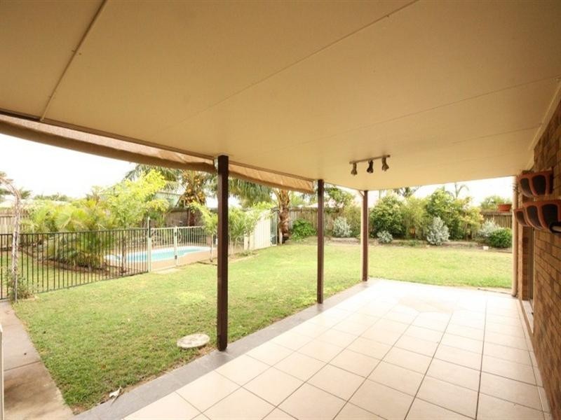 8 Castaway Court, Hay Point QLD 4740