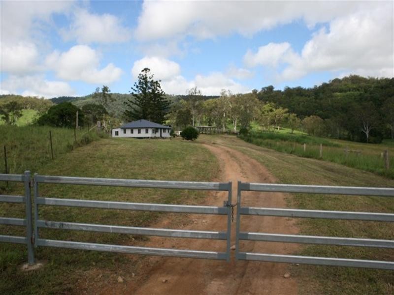 1067 East Funnel Creek Road, Sarina QLD 4737