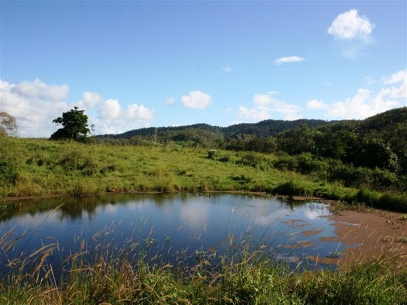 1067a East Funnel Creek Road, Sarina QLD 4737