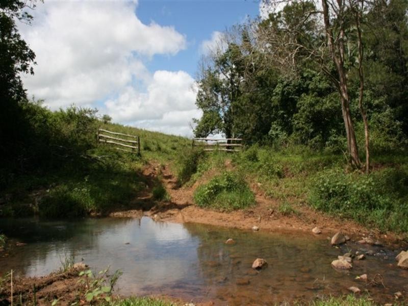 1067a East Funnel Creek Road, Sarina QLD 4737