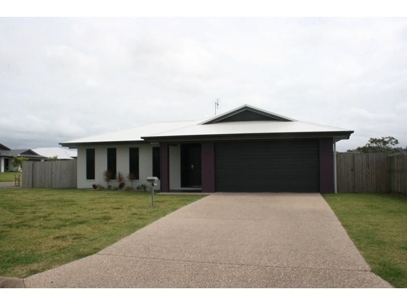 2 Ocean Court, Sarina QLD 4737