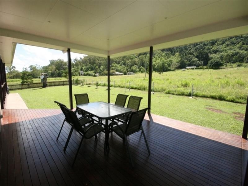 99 Shinfield Road, Sarina QLD 4737