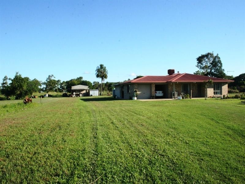 54 Hans Christian Street, Sarina QLD 4737