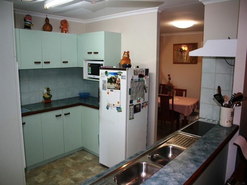 54 Hans Christian Street, Sarina QLD 4737