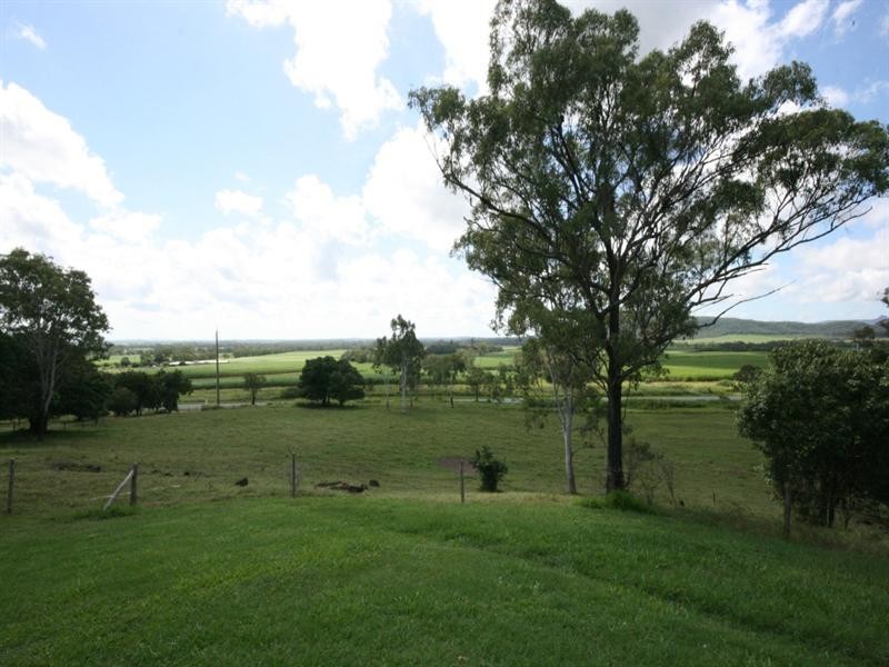 88479 Bruce Highway, Koumala QLD 4738