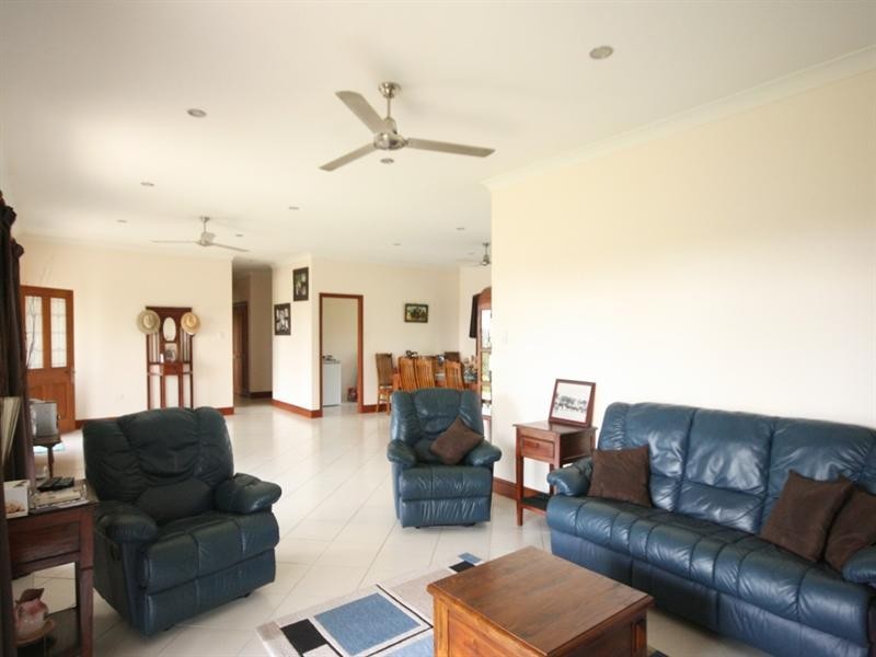 88479 Bruce Highway, Koumala QLD 4738