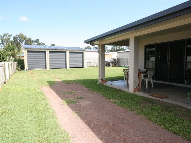 35 Deguara, Armstrong Beach QLD 4737