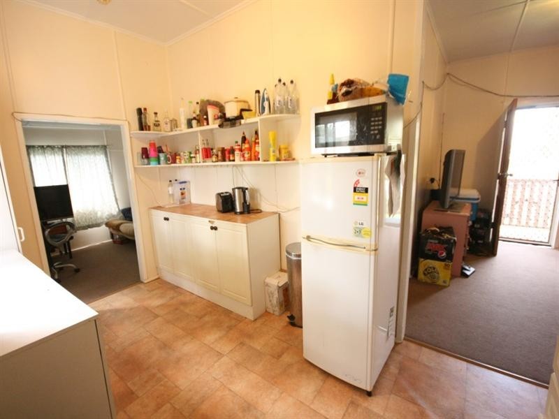 75 Beach, Sarina QLD 4737