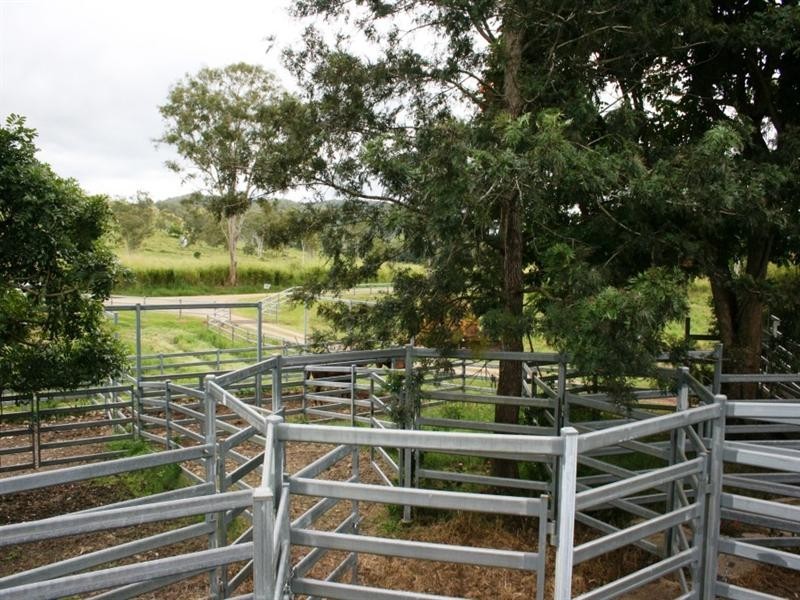 982 East Funnel Creek Road, Sarina Range QLD 4737