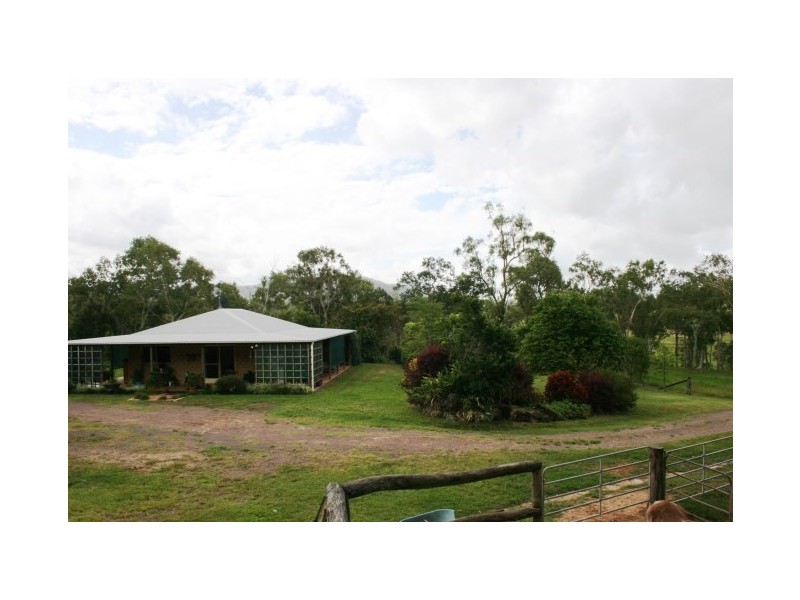 301 Tara Creek Road, Sarina QLD 4737