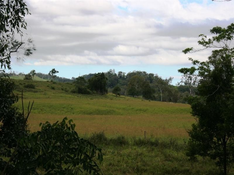 982 East Funnel Creek Road, Sarina Range QLD 4737