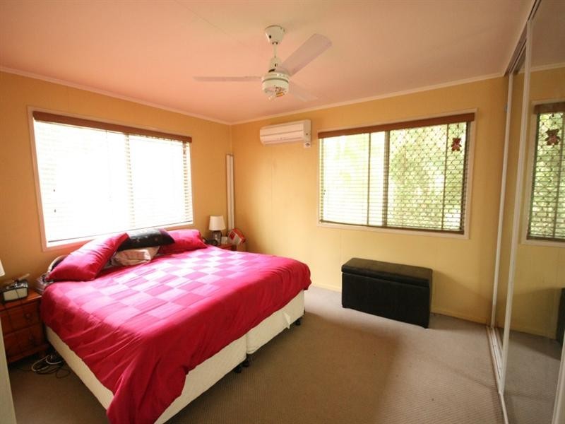 286 Middle Creek Road, Sarina QLD 4737