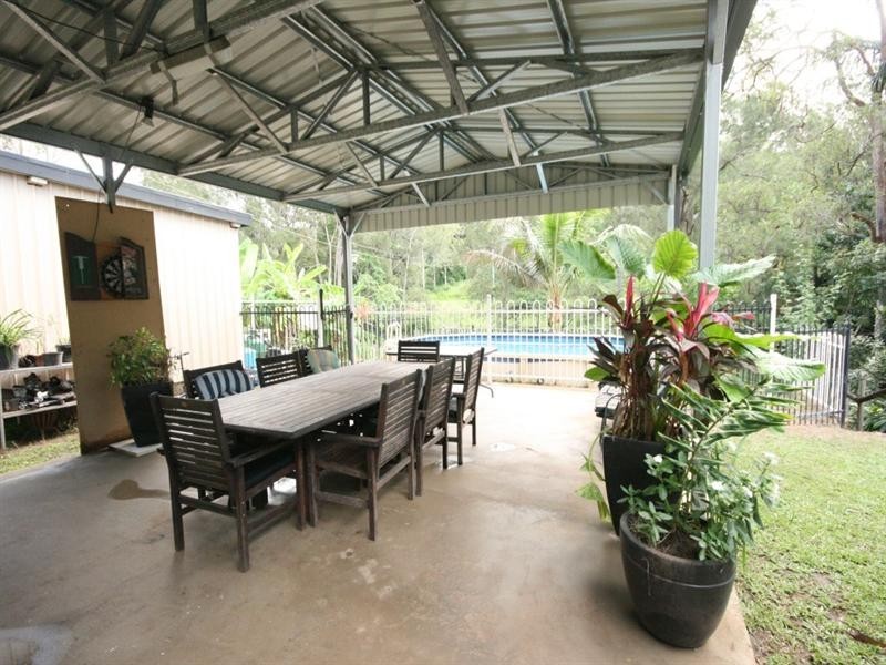 286 Middle Creek Road, Sarina QLD 4737