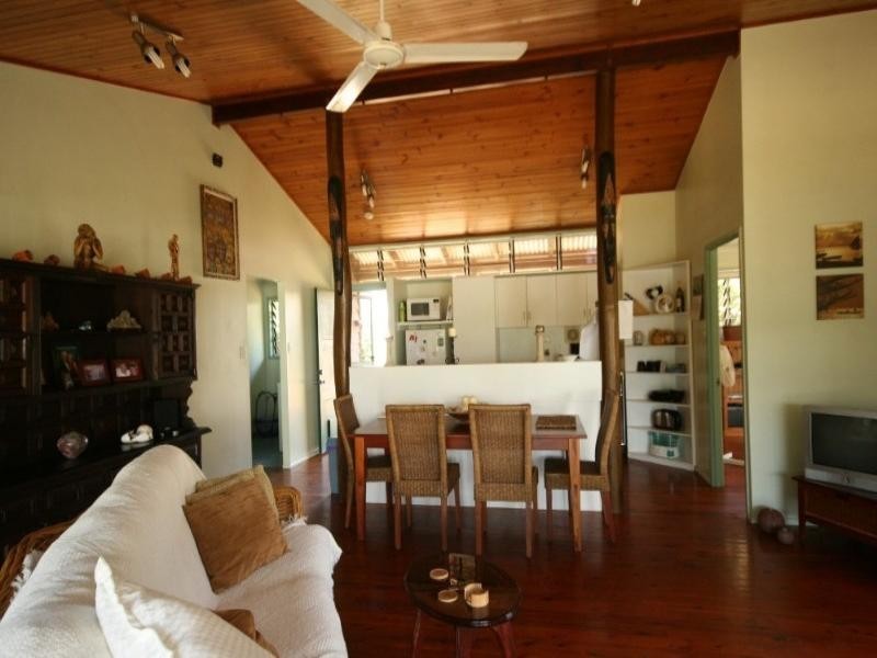 75 Rasmussen Avenue, Sarina QLD 4737