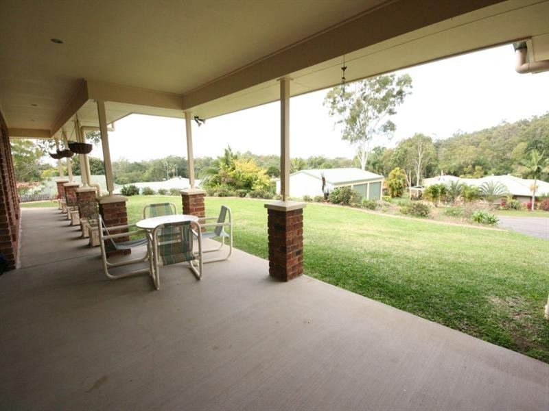 6 Mapley Court, Sarina QLD 4737