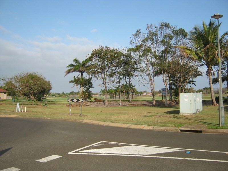219 Barolin Esplanade, Coral Cove QLD 4670