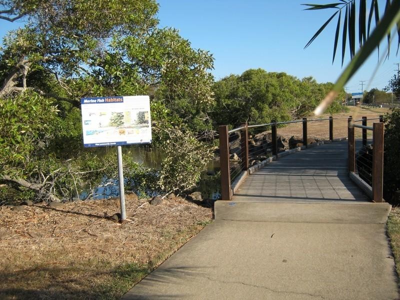 32 Esplanade, Innes Park QLD 4670