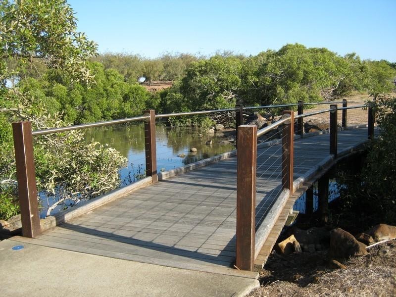 32 Esplanade, Innes Park QLD 4670