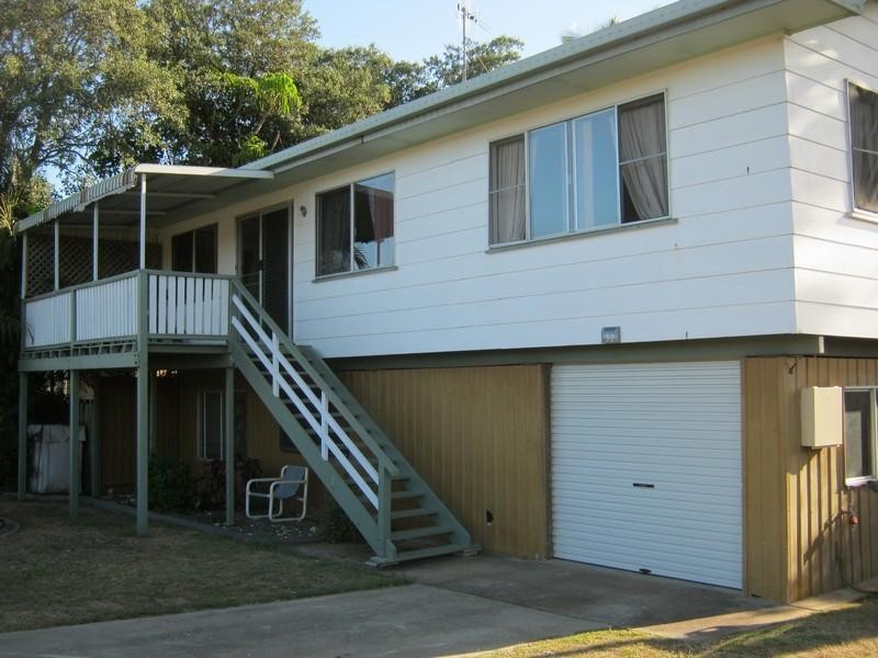 32 Esplanade, Innes Park QLD 4670