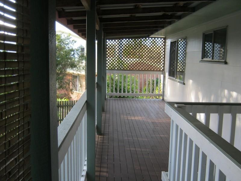 32 Esplanade, Innes Park QLD 4670