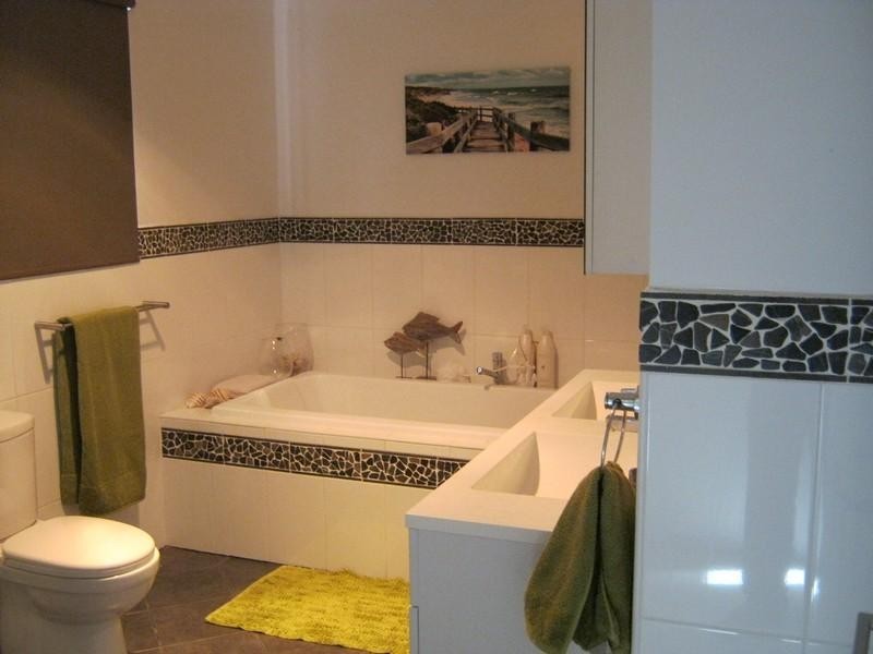 4 Natalie, Bargara QLD 4670