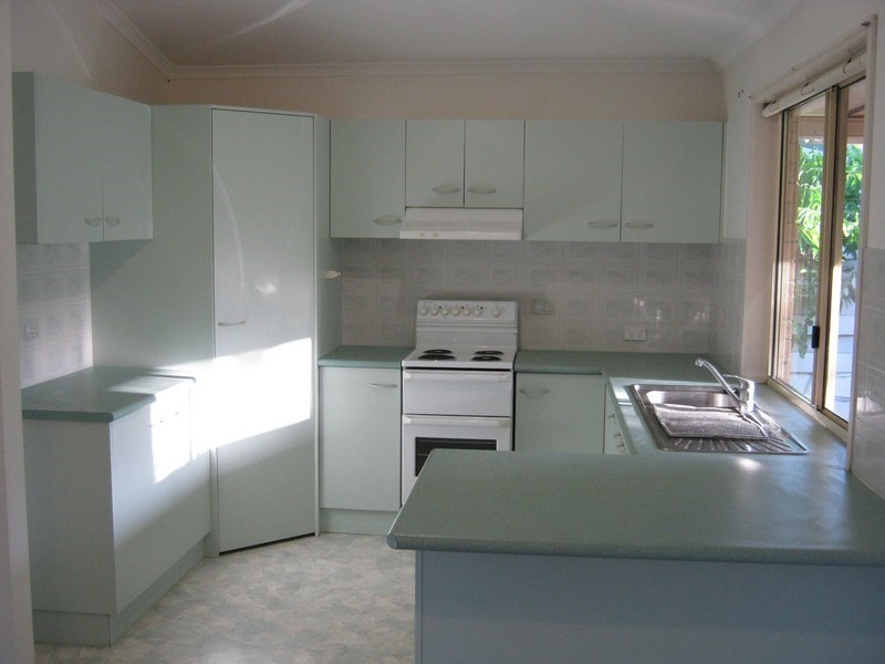 62 Bathurst, Elliott Heads QLD 4670