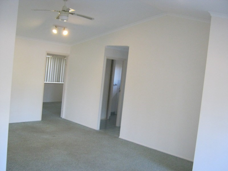 62 Bathurst, Elliott Heads QLD 4670