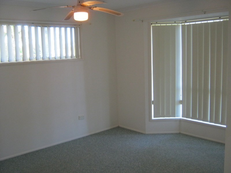 62 Bathurst, Elliott Heads QLD 4670