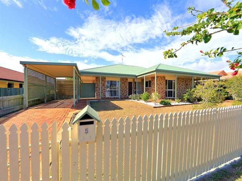 5 Cascade Parade, Bargara QLD 4670