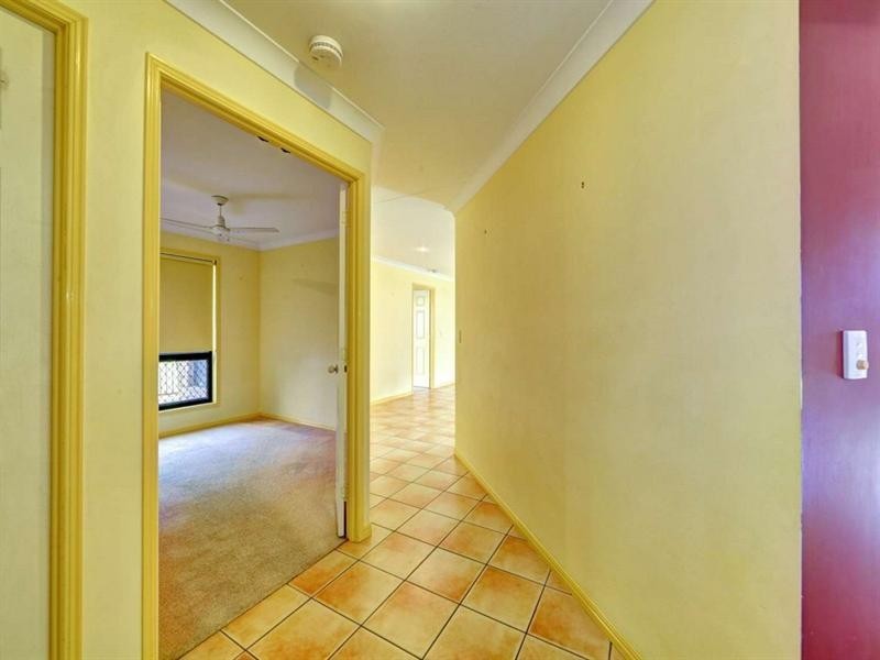 225 Barolin Esplanade, Coral Cove QLD 4670