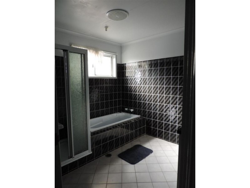 63 Watsons Road, Bargara QLD 4670