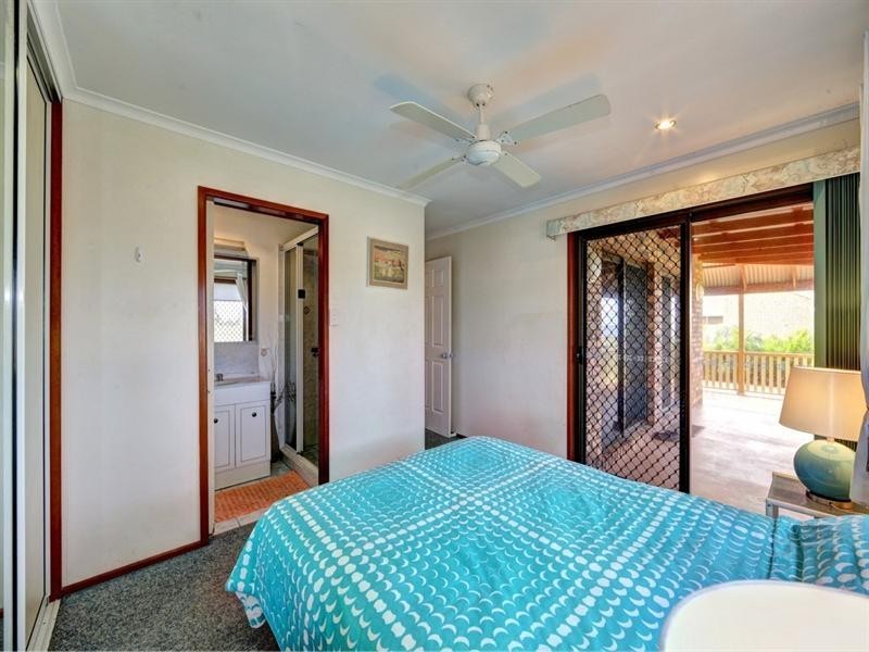 201 Atkinsons Road, Elliott Heads QLD 4670