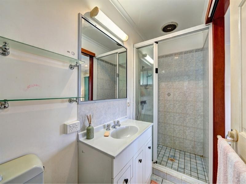 201 Atkinsons Road, Elliott Heads QLD 4670