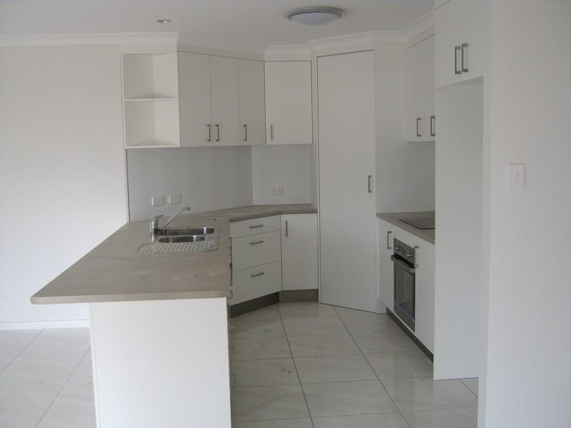 10 Shell Street, Burnett Heads QLD 4670