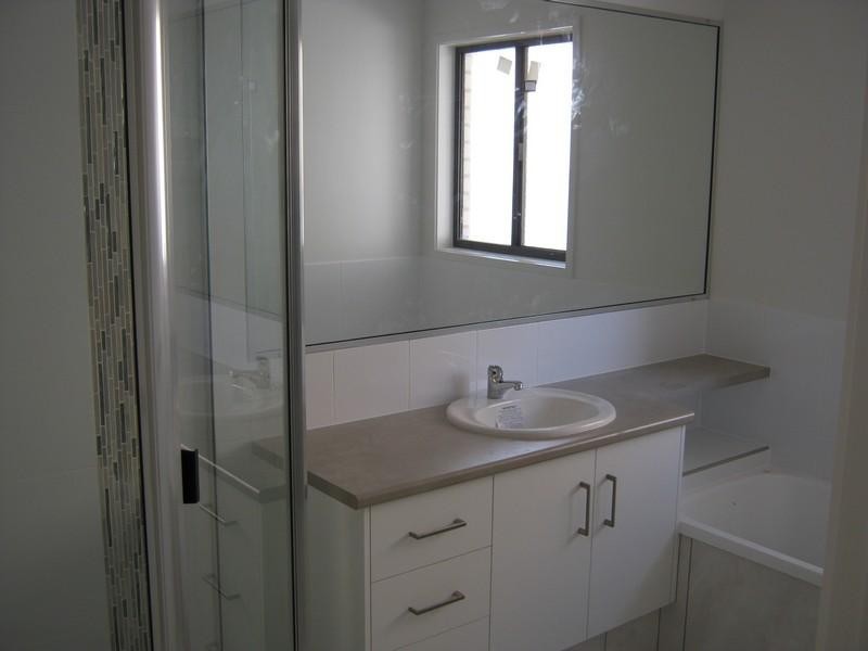 10 Shell Street, Burnett Heads QLD 4670