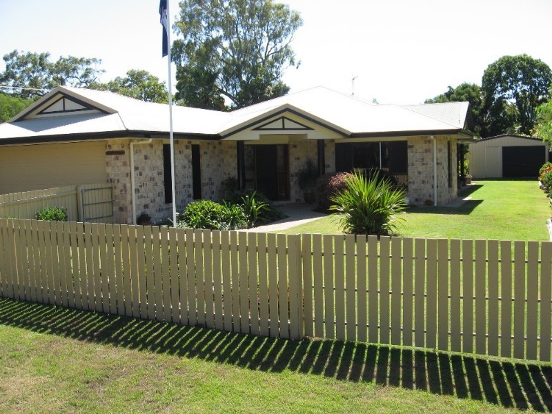 Elliott Heads QLD 4670