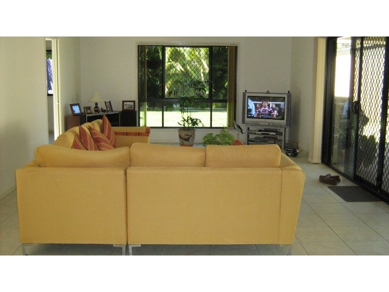 Elliott Heads QLD 4670