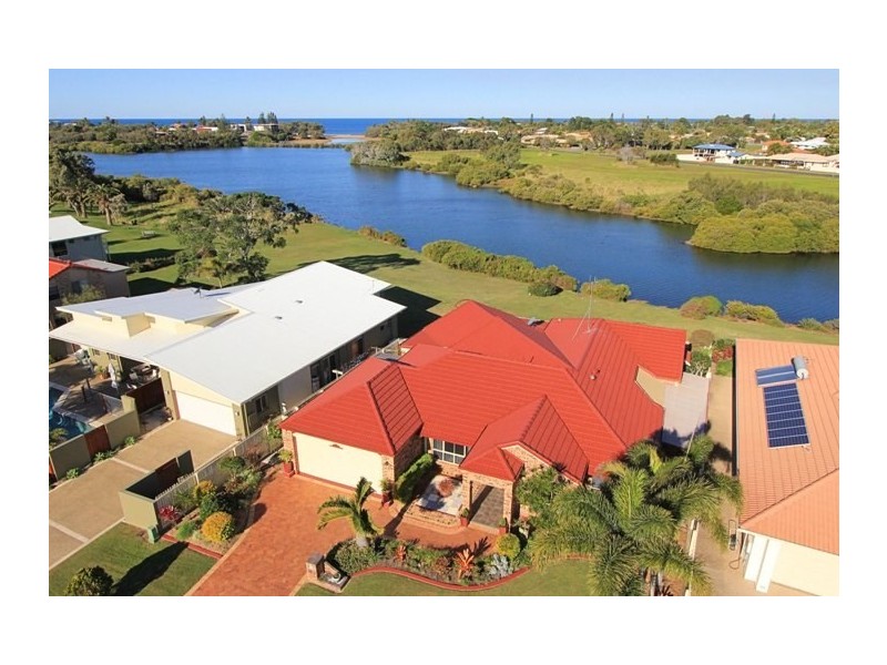 93 Fairway Drive, Bargara QLD 4670