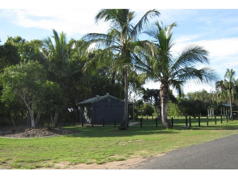 94 Sylvan Drive, Moore Park Beach QLD 4670