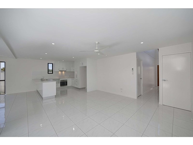 7/130 Miller Street, Bargara QLD 4670